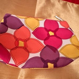 NWOT Clinique Bright Floral Makeup Bag